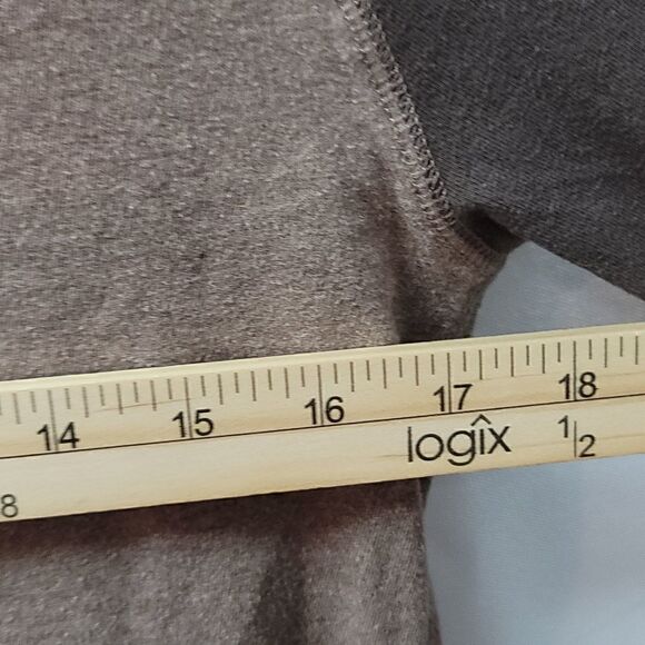 Boys Old Navy Long Sleeve TeeShirt! - Picture 3 of 6